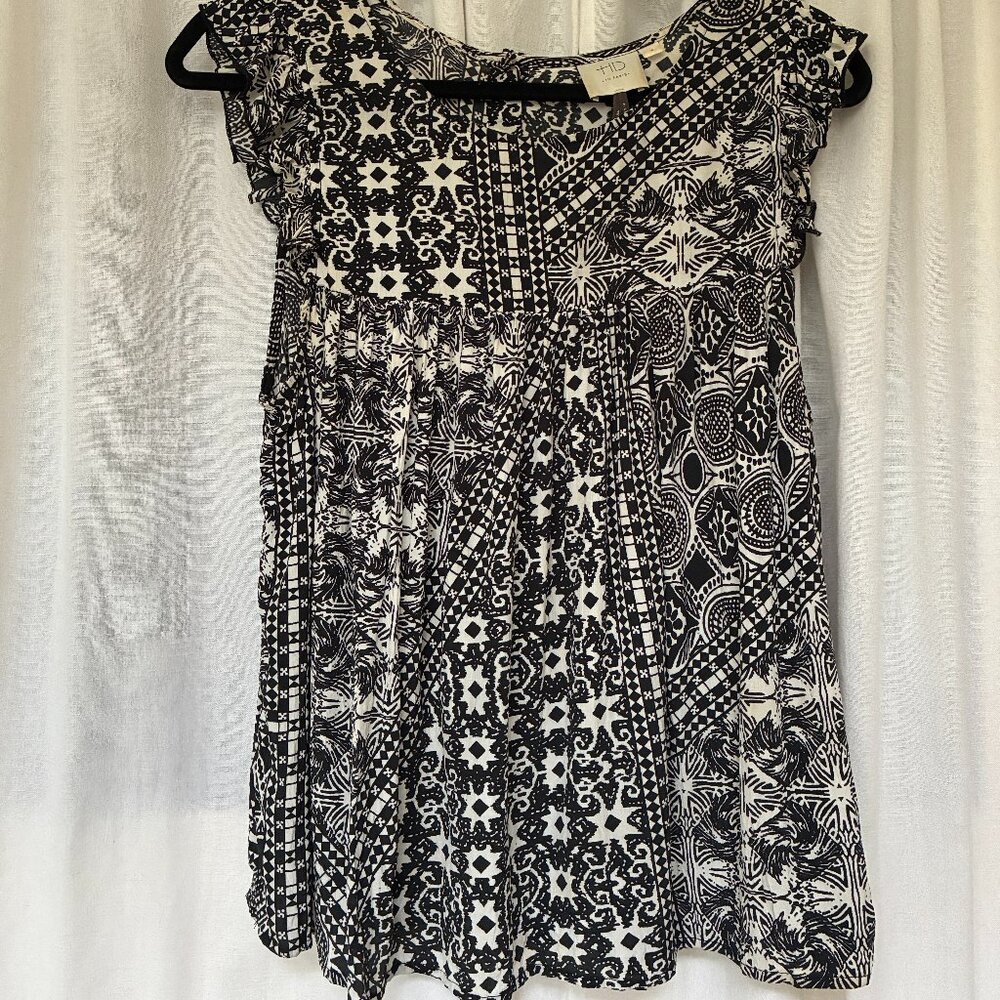 Anthropologie Black and White Patterned Cap-Sleeve Blouse